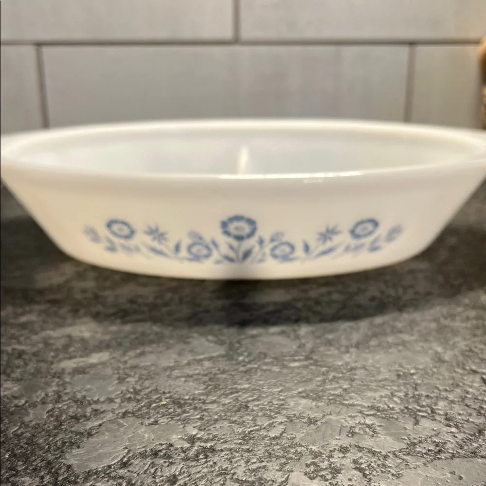 12x8.5 Vintage White and Blue Floral Divided  Baking Dish. Glasbake